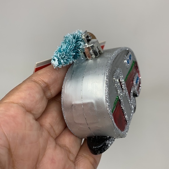 RV camper trailer w tree Christmas tree ornament holiday decoration retro style - Picture 5 of 14